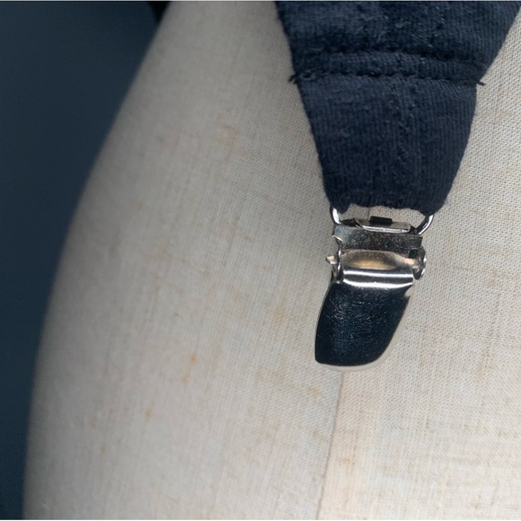 Hot Topic White Skull Gothic Punk Collar Crop Top New With Tags - Picture 12 of 12